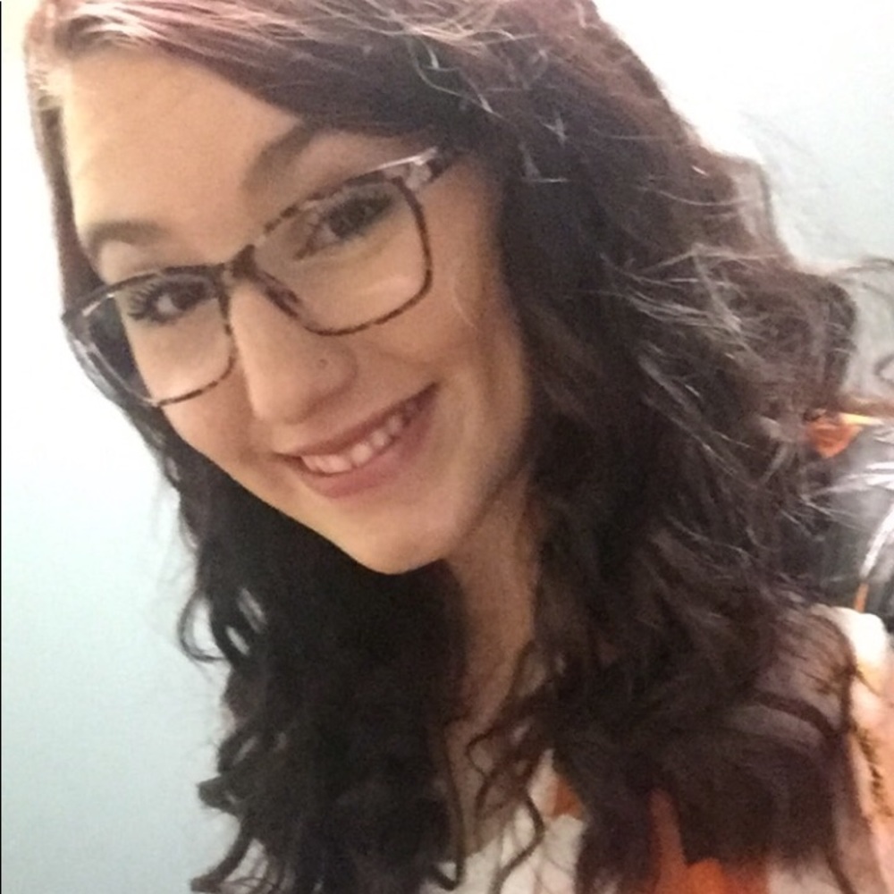 Meet your Posher, Haley
